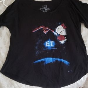 Hello Kitty tshirt